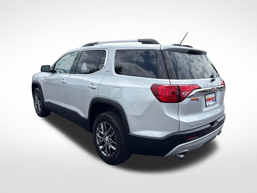 Used 2017 GMC Acadia SLT FWD image 3