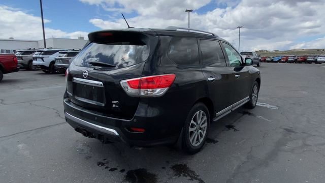 Used 2016 Nissan Pathfinder SL w/ SL Tech Package AWD/4WD image 8