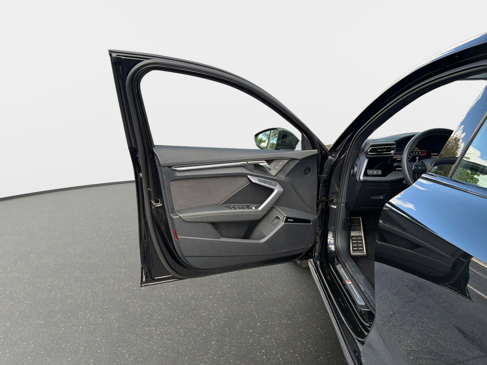 Used 2025 Audi S3 Premium Plus image 37