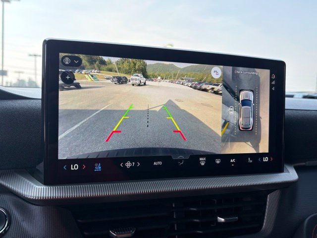 Used 2025 Ford Explorer ST AWD/4WD image 5