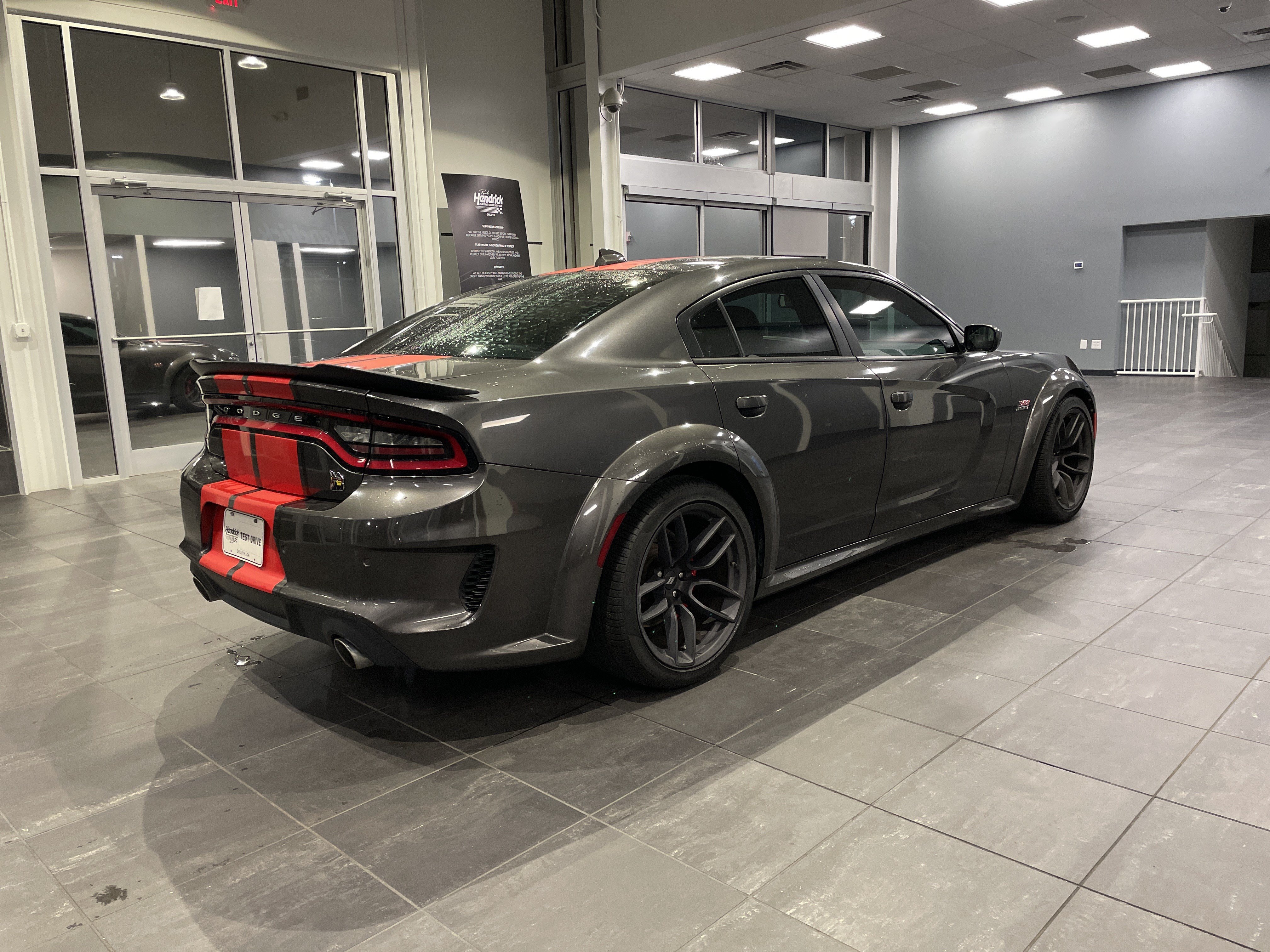 Used 2020 Dodge Charger Scat Pack RWD image 12