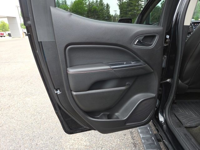 Used 2016 GMC Canyon SLE w/ All Terrain Package AWD/4WD image 47