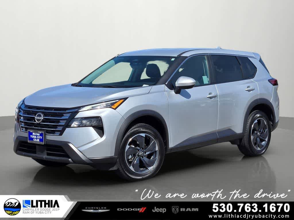 Used 2024 Nissan Rogue SV AWD/4WD image 1