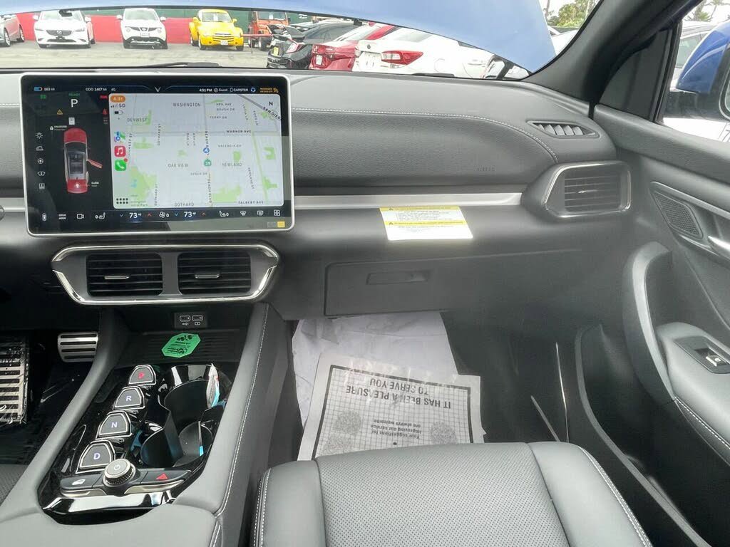 Used 2023 VinFast VF 8 Plus image 78