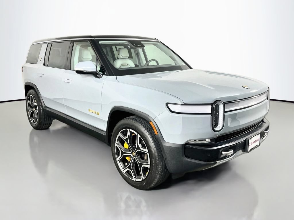 Used 2024 Rivian R1S Adventure AWD/4WD image 4