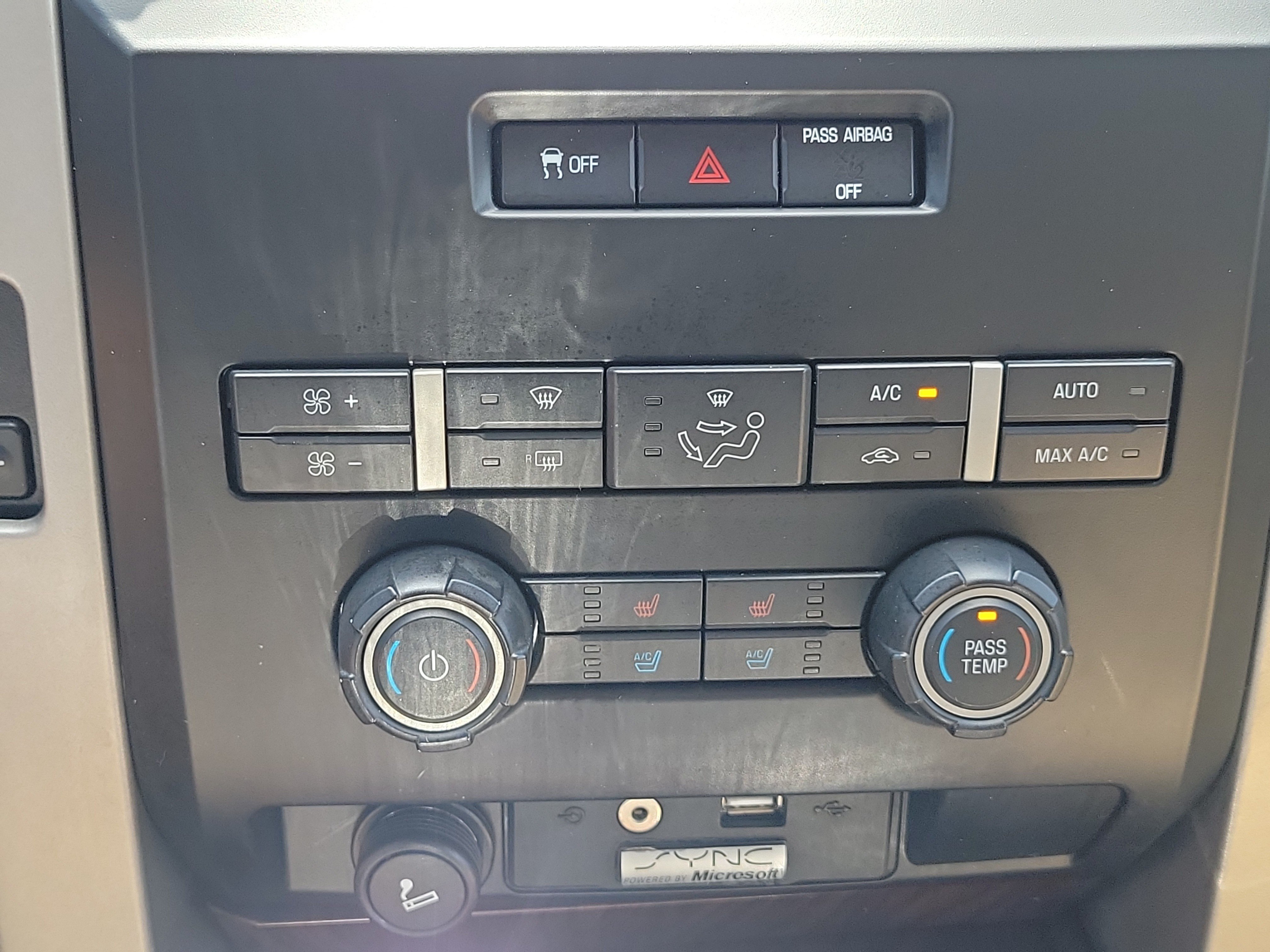 Used 2012 Ford F150 Lariat w/ Lariat Chrome Pkg AWD/4WD image 23