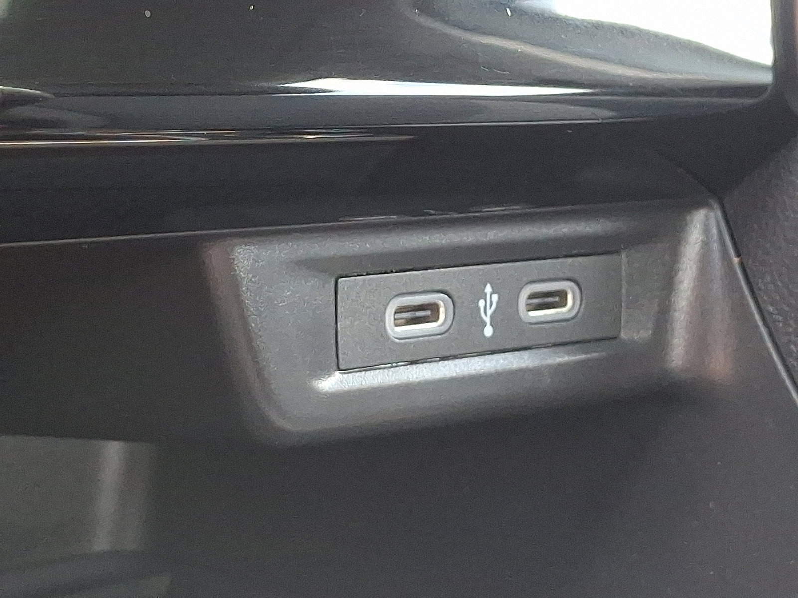 Certified 2025 Volkswagen Jetta SE image 24