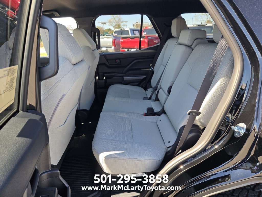 New 2026 Toyota 4Runner SR5 AWD/4WD image 10
