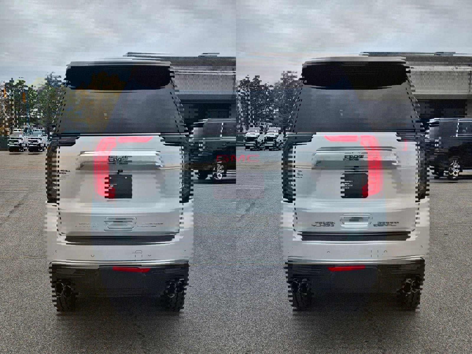 Used 2021 GMC Yukon Denali image 5