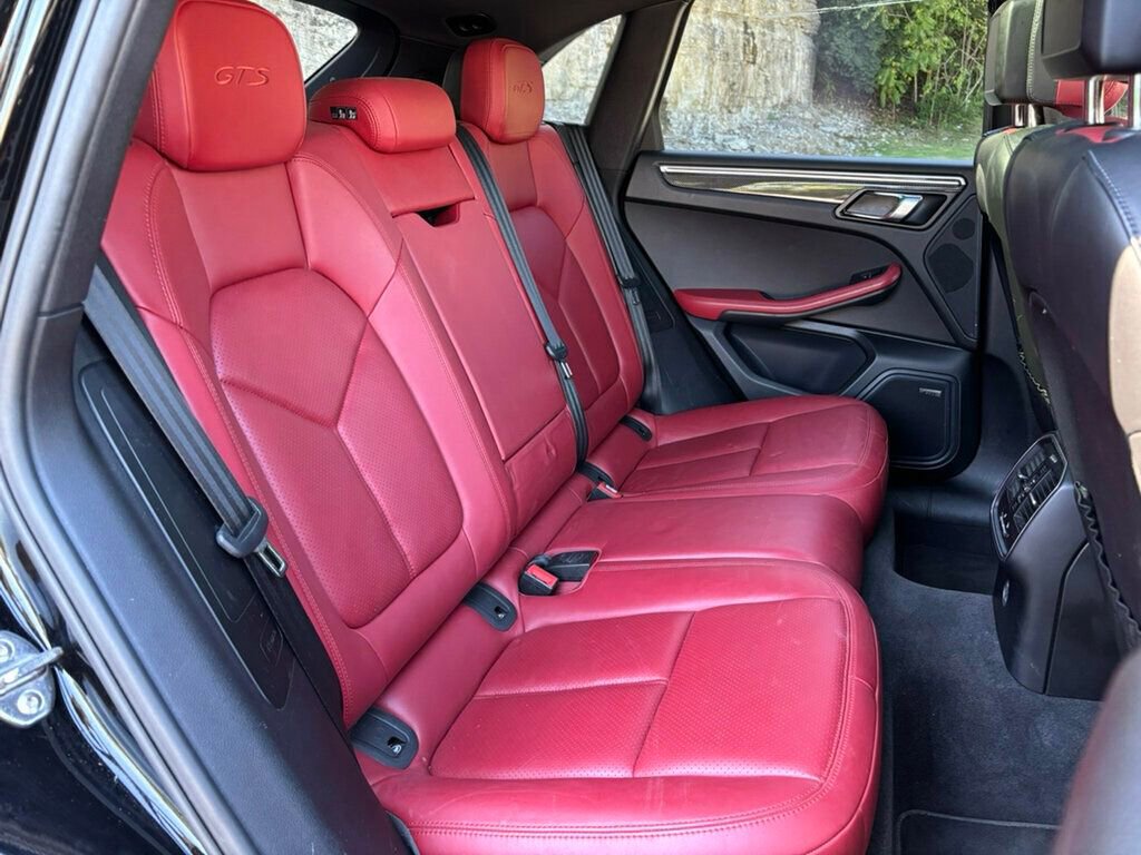 Used 2018 Porsche Macan GTS image 19