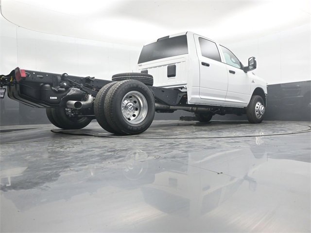New 2026 RAM 3500 Tradesman w/ Chrome Appearance Group image 40
