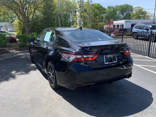 Used 2023 Toyota Camry SE image 6