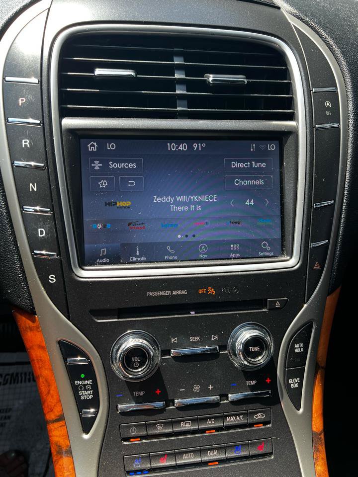 Used 2020 Lincoln Nautilus Reserve AWD/4WD image 18