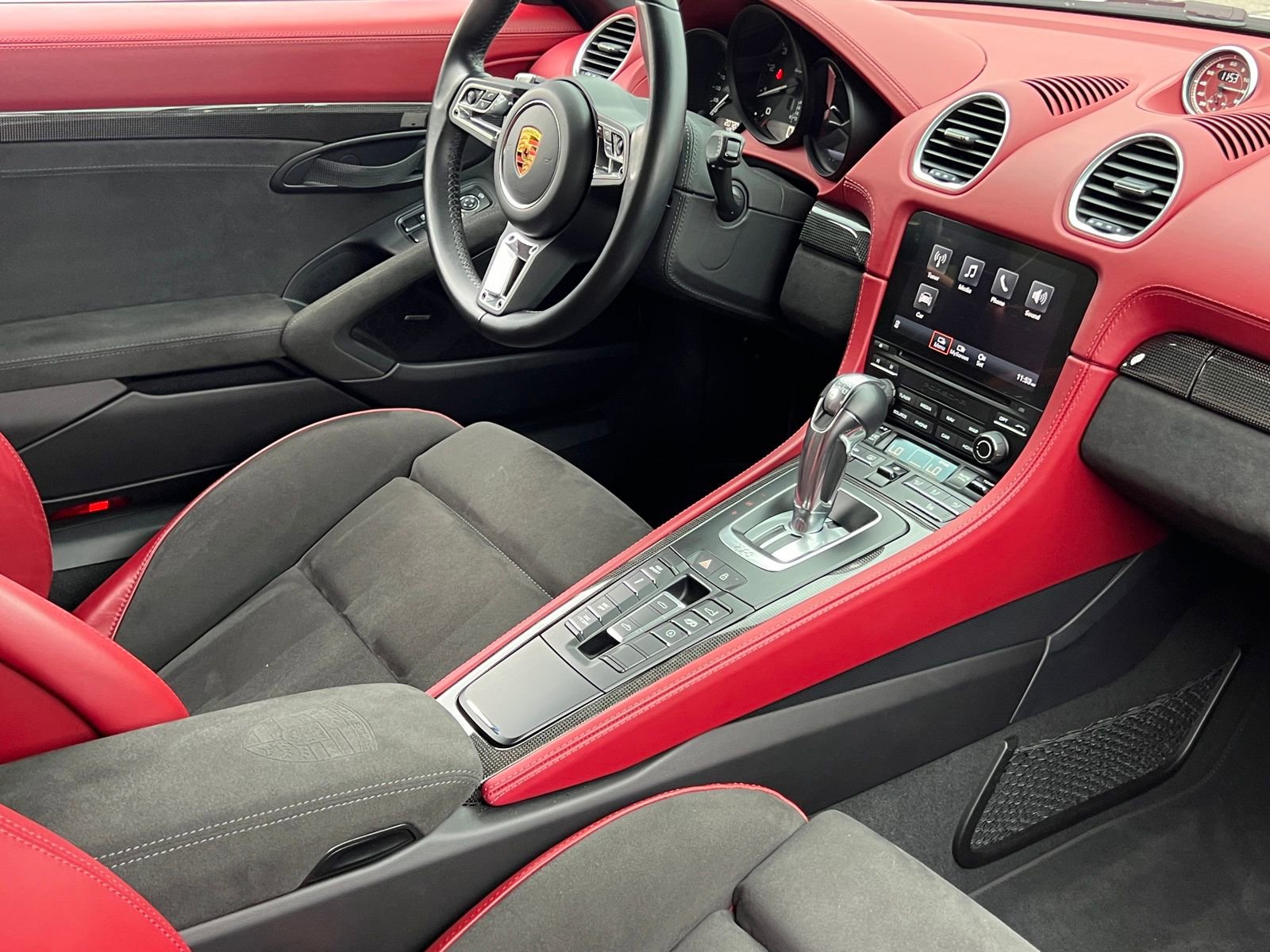 Certified 2021 Porsche 718 Boxster Spyder RWD image 18