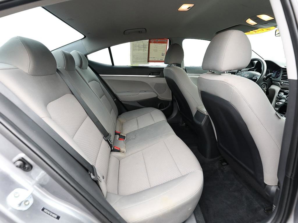 Used 2019 Hyundai Elantra SE FWD image 21