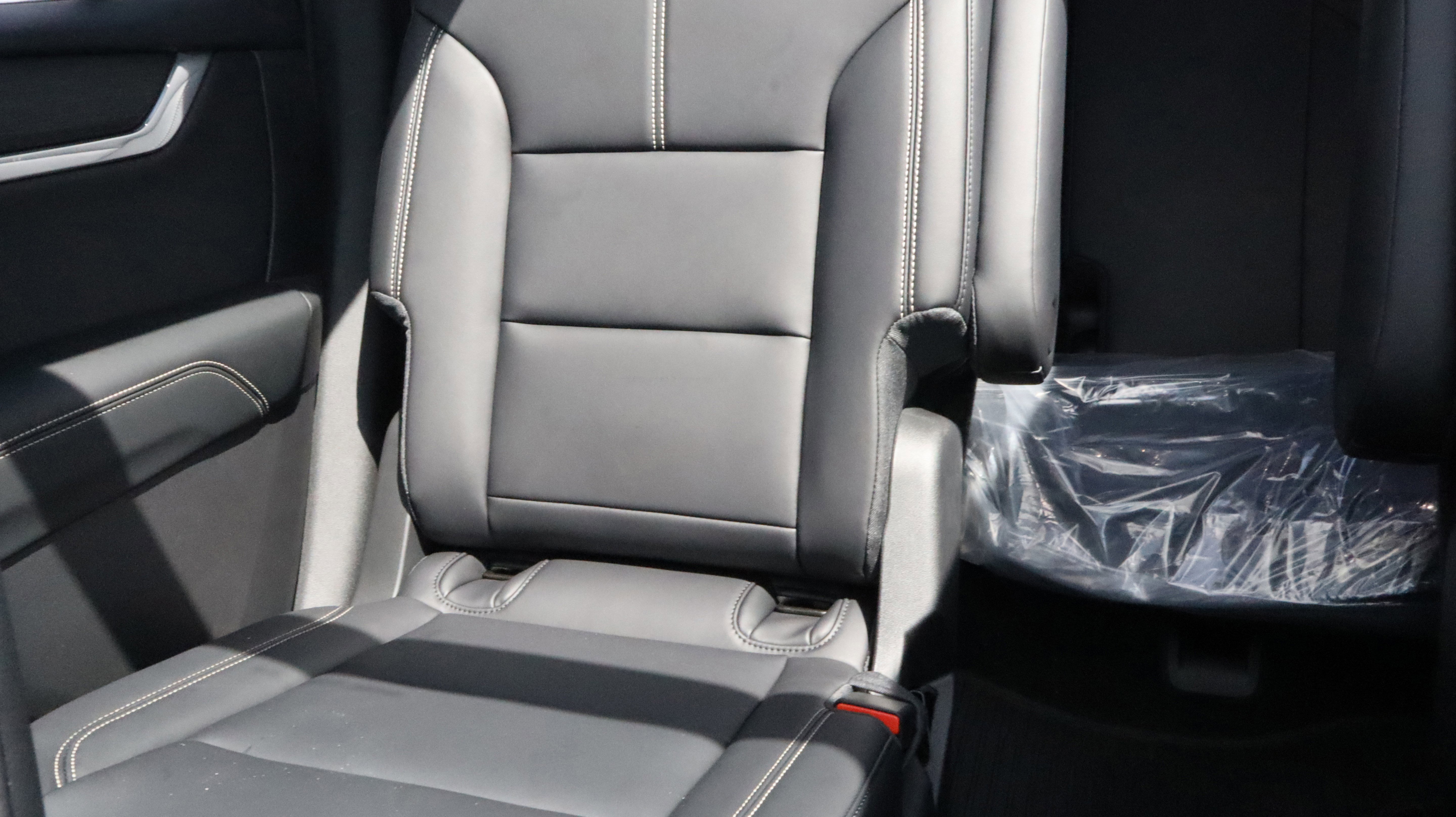 New 2026 GMC Acadia Elevation AWD/4WD image 13