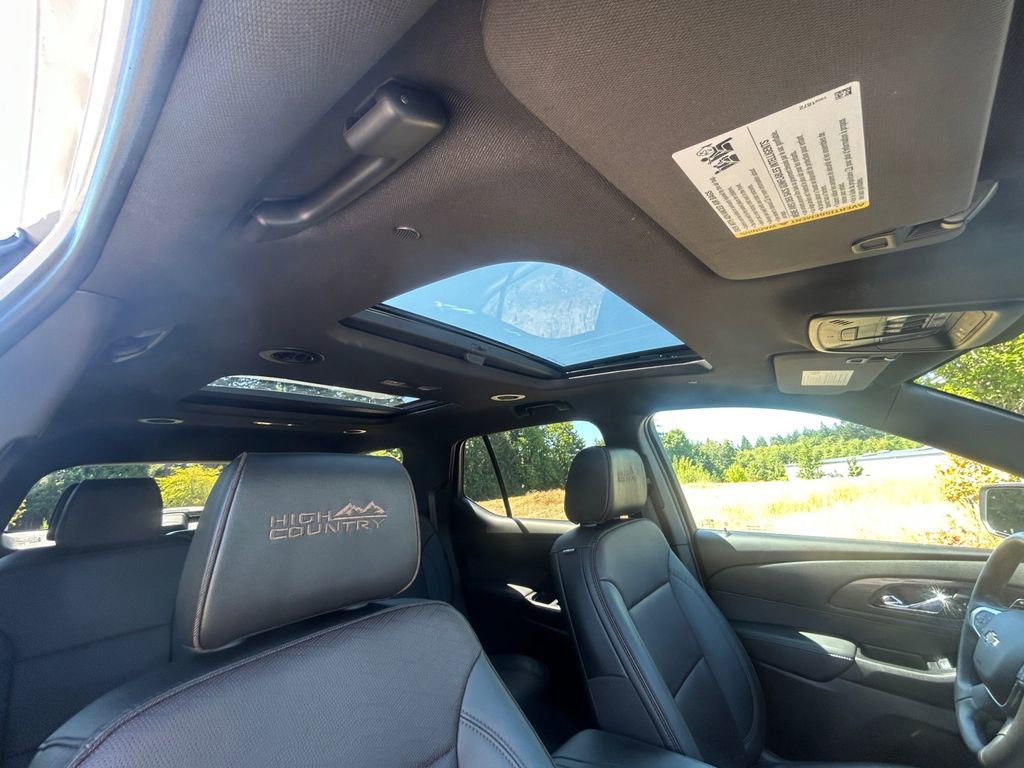 Used 2023 Chevrolet Traverse High Country image 26