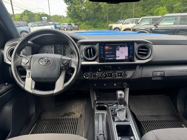 Used 2016 Toyota Tacoma TRD Sport w/ Towing Package AWD/4WD image 18