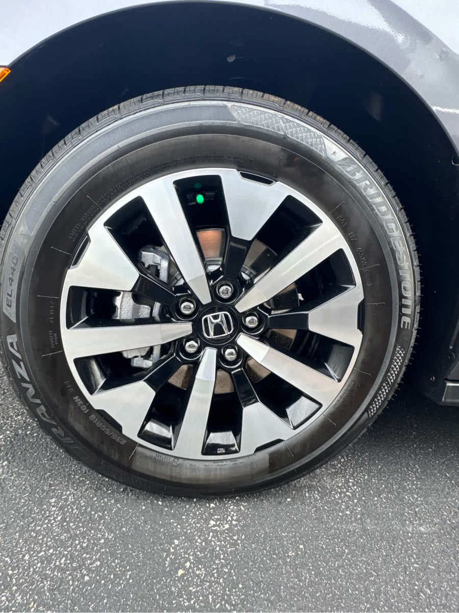 New 2027 Honda Odyssey EX-L image 17