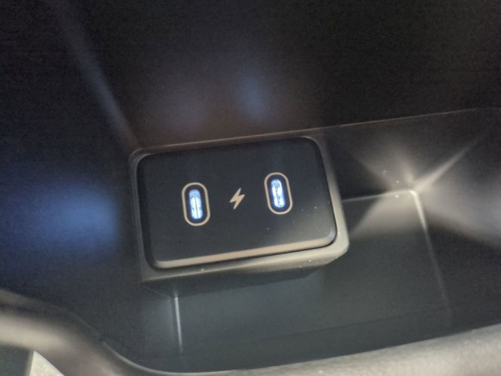 New 2026 Hyundai Kona SE image 16