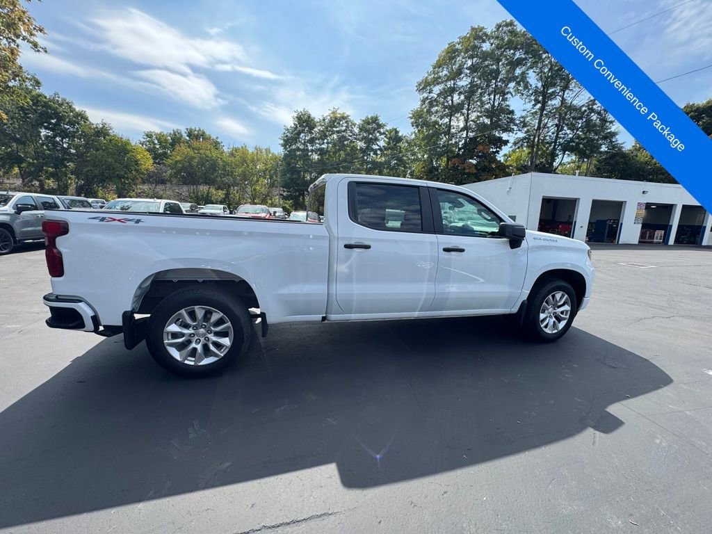 Used 2023 Chevrolet Silverado 1500 Custom image 7