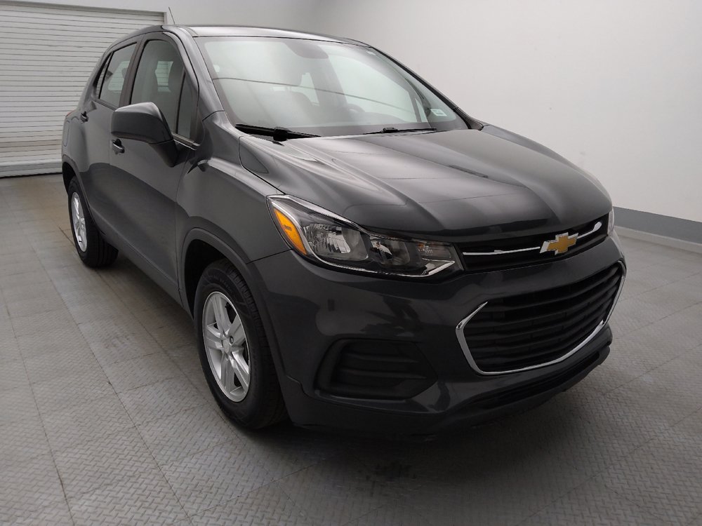 Used 2020 Chevrolet Trax LS FWD image 14