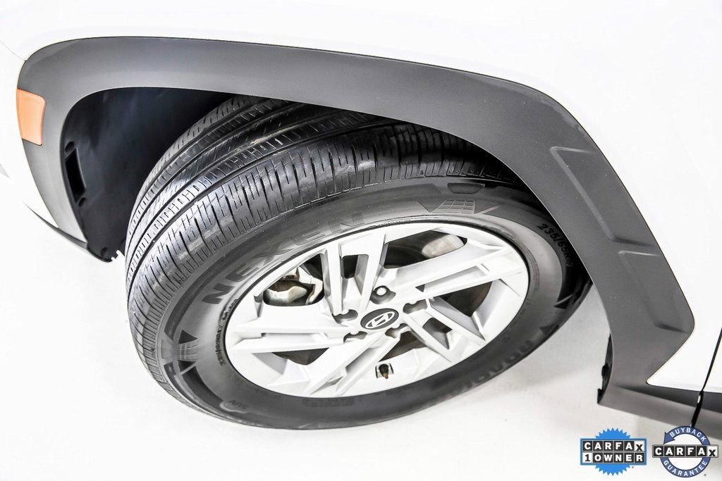 Used 2025 Hyundai Tucson SE image 11