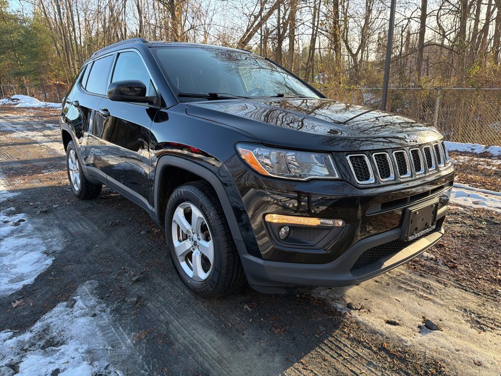 Used 2018 Jeep Compass Latitude w/ Popular Equipment Group image 2