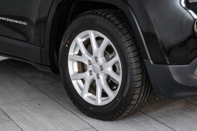 Used 2018 Jeep Cherokee Latitude image 52