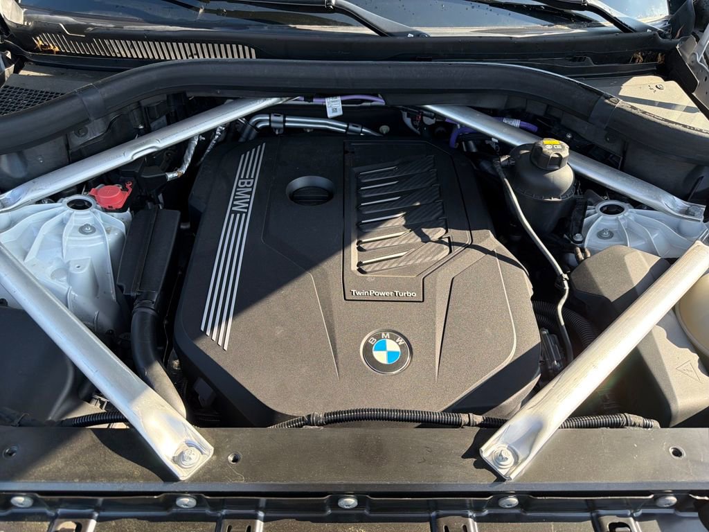Used 2022 BMW X5 sDrive40i w/ Premium Package image 17