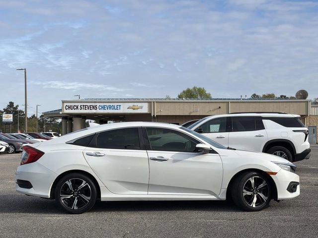 Used 2018 Honda Civic Touring image 5