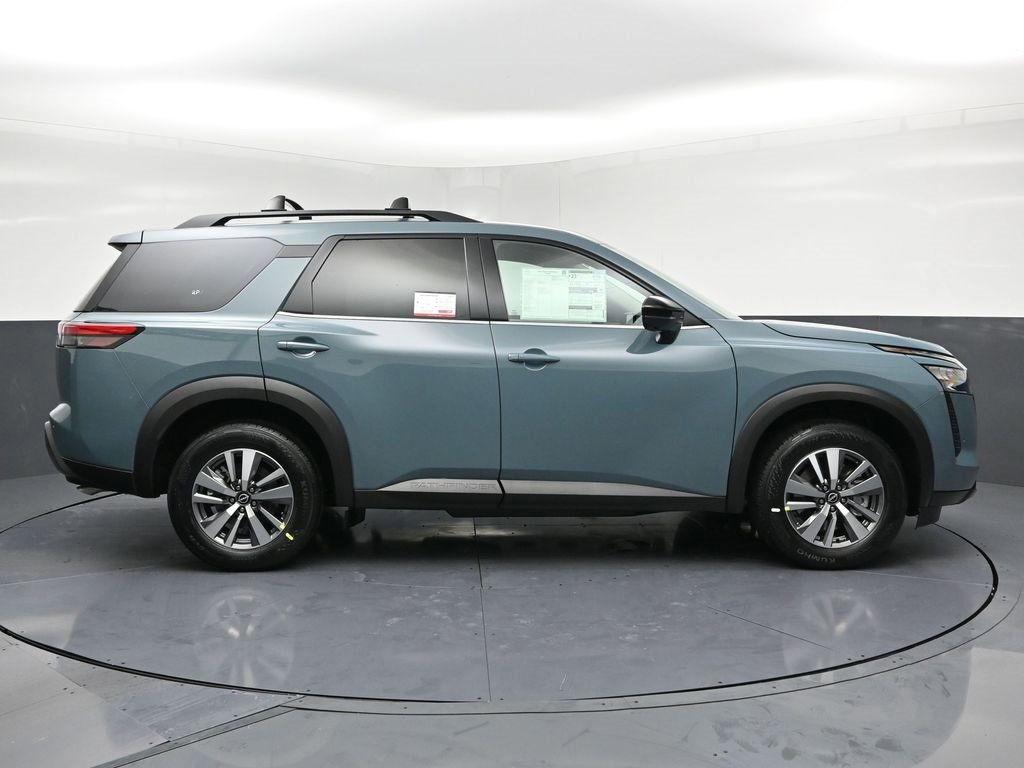 New 2026 Nissan Pathfinder SL image 29