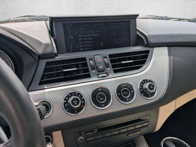 Used 2012 BMW Z4 sDrive35is image 12