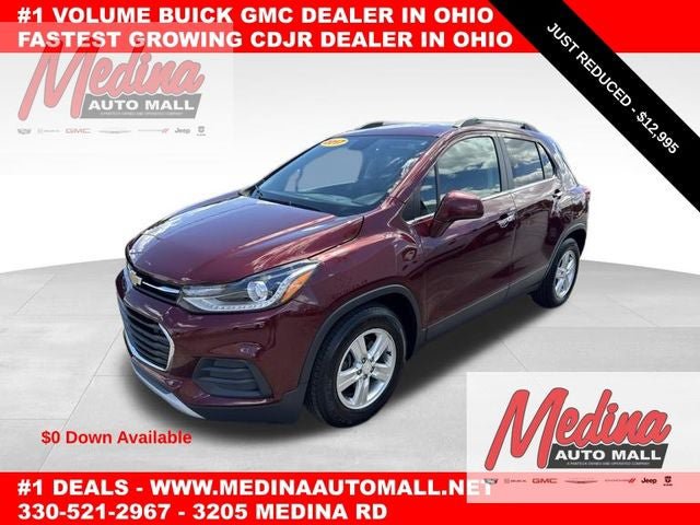 Used 2017 Chevrolet Trax LT w/ LT Convenience Package FWD image 1