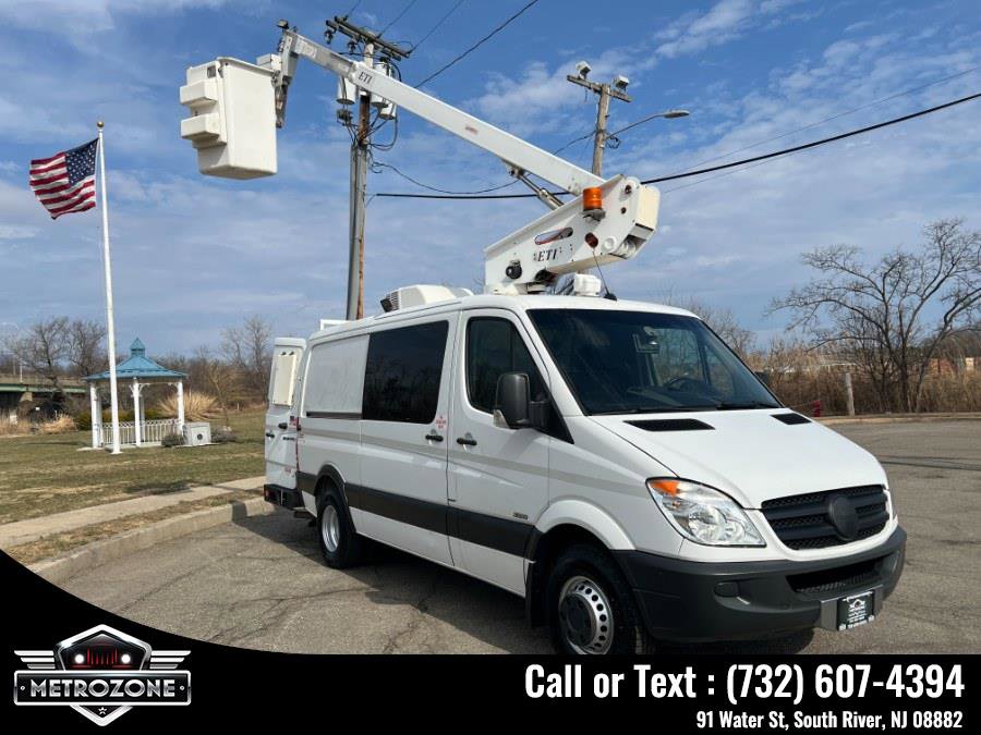 Used 2012 Mercedes-Benz Sprinter 3500 w/ High Idle Fixed Pkg image 7