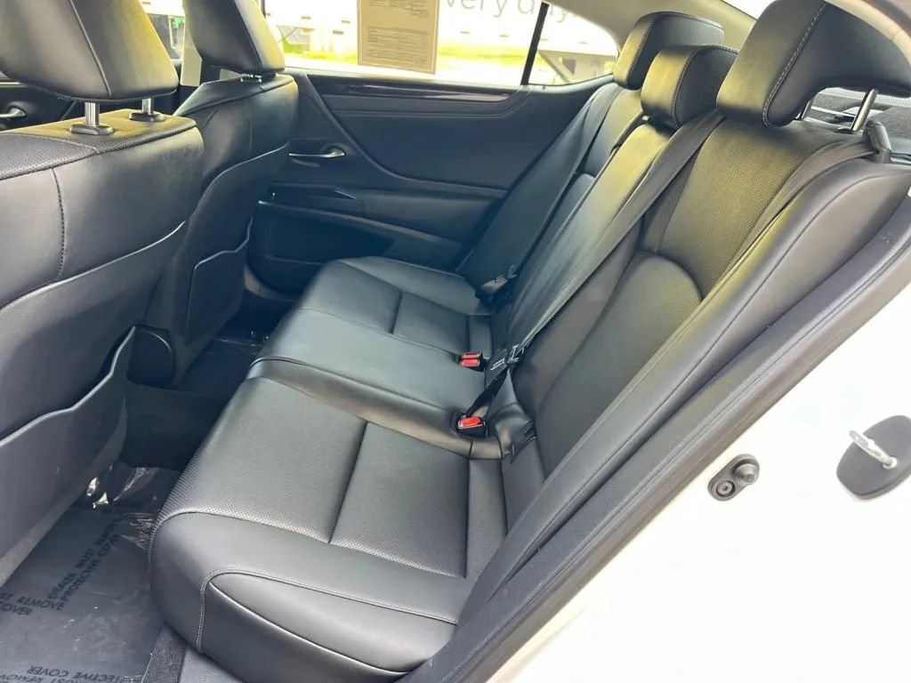 Used 2020 Lexus ES 350 w/ Premium Package FWD image 22