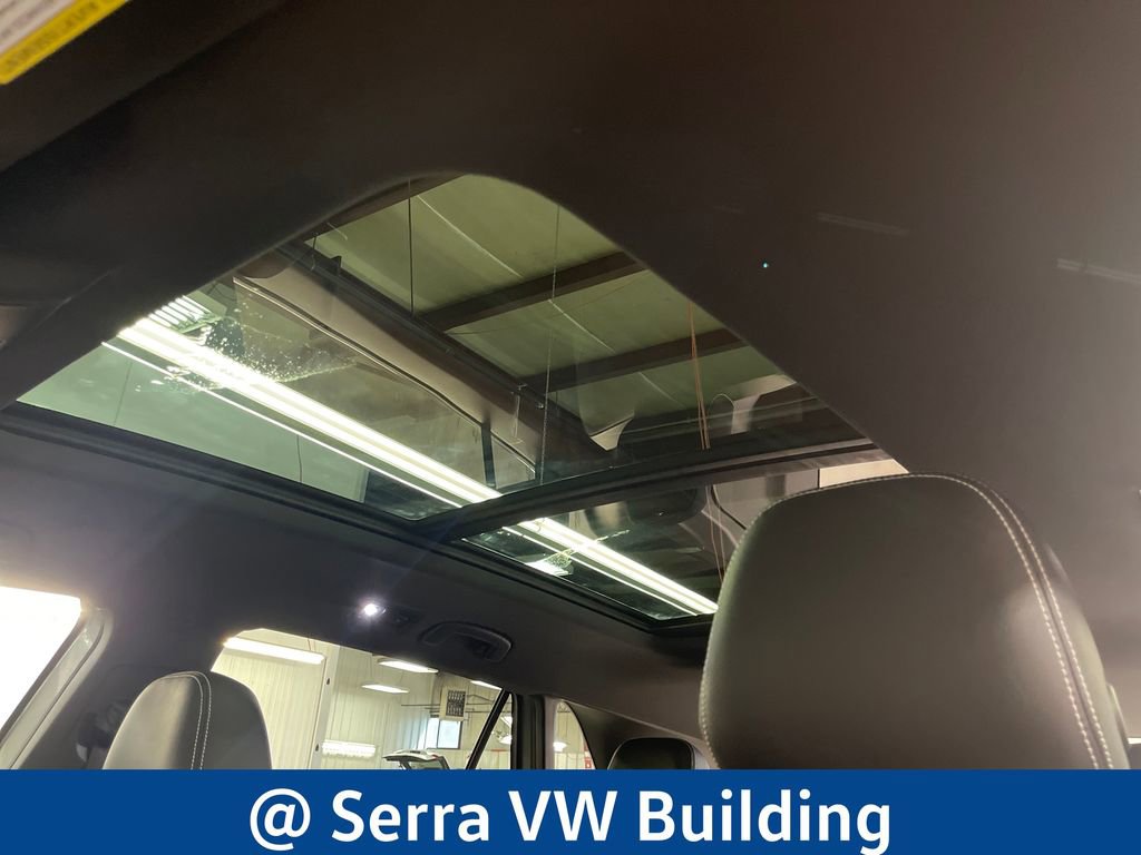 Used 2023 Volkswagen Atlas Cross Sport SEL AWD/4WD image 14