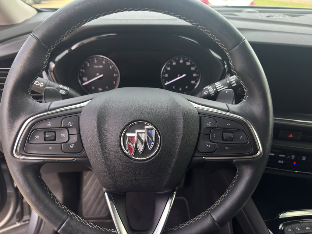 Used 2021 Buick Envision Essence w/ Technology Package I image 12