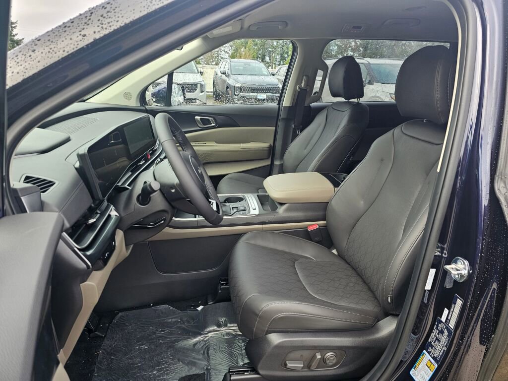 New 2026 Kia Carnival image 21