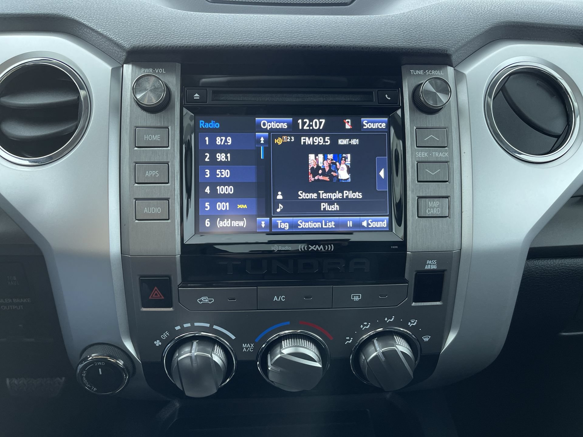 Used 2019 Toyota Tundra SR5 w/ TRD Off Road Package AWD/4WD image 17