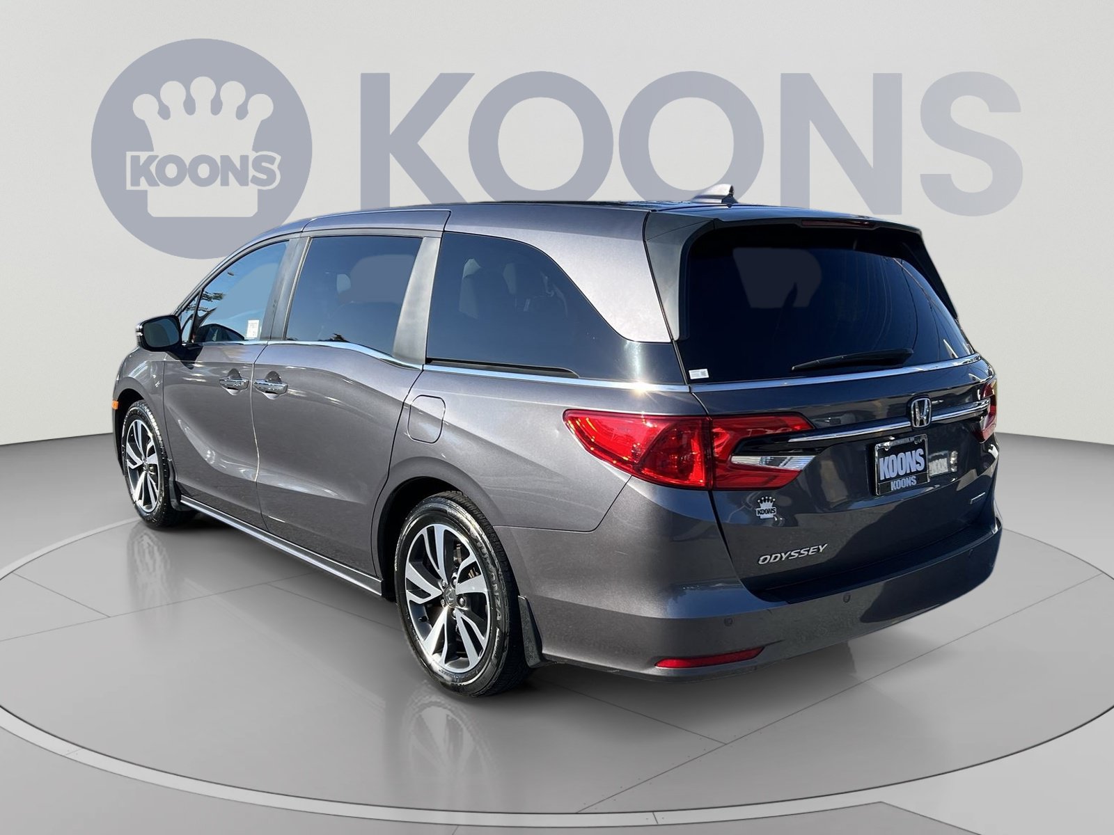 Used 2024 Honda Odyssey Touring image 4