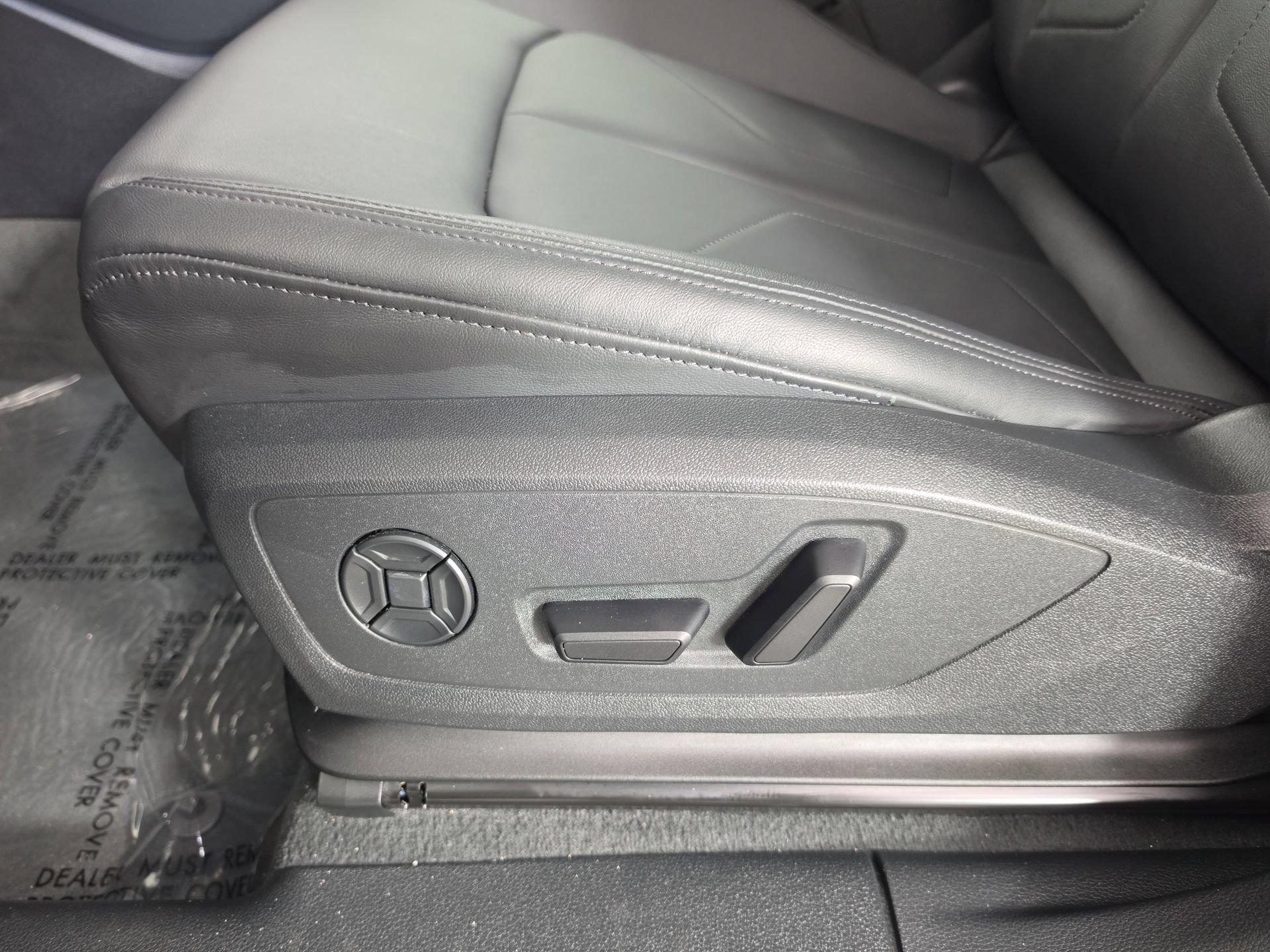 Certified 2025 Audi Q3 2.0T Premium Plus w/ Premium Plus Package AWD/4WD image 15