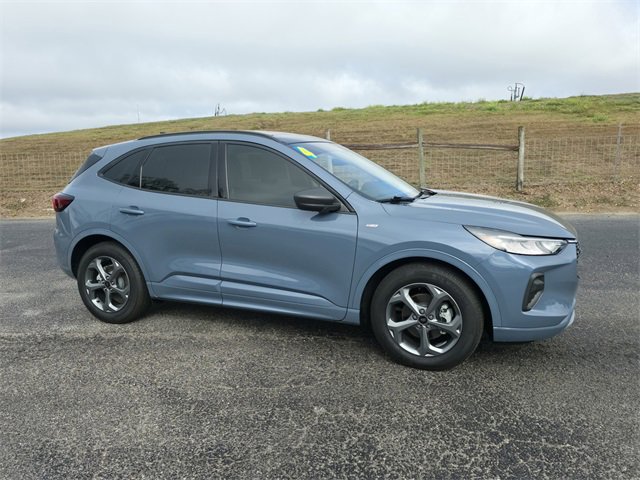 Used 2024 Ford Escape ST-Line w/ Tech Pack #1 image 2