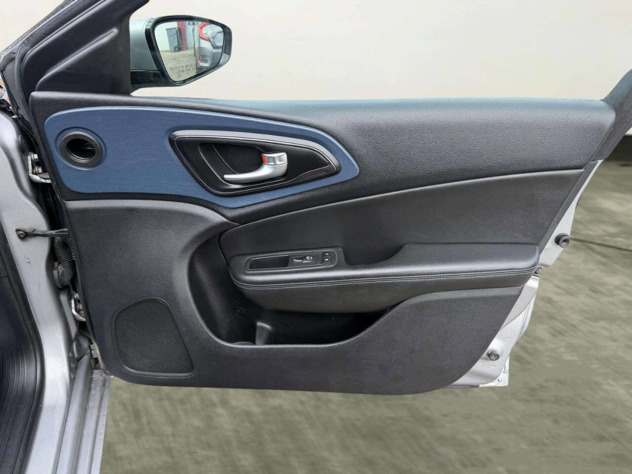 Used 2016 Chrysler 200 S w/ Comfort Group image 26