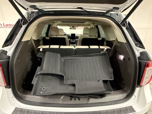 Used 2021 Ford Explorer Platinum w/ Equipment Group 601A image 28