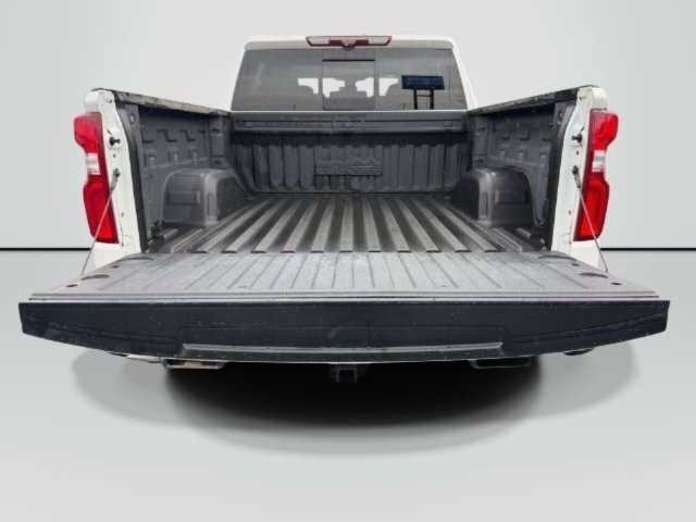 Used 2020 Chevrolet Silverado 1500 High Country w/ Technology Package AWD/4WD image 42