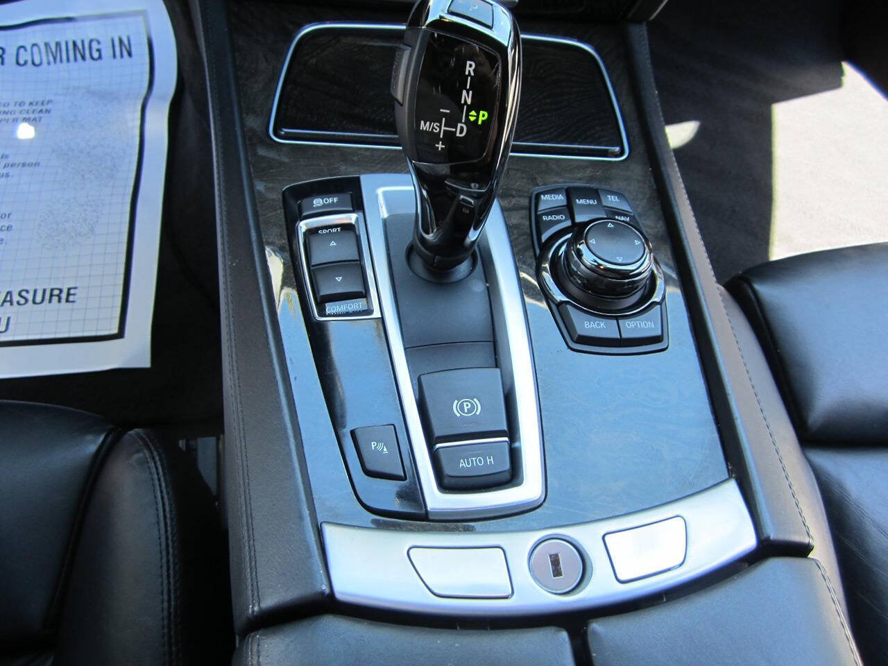 Used 2013 BMW 750i RWD image 30