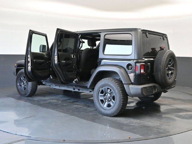 Used 2019 Jeep Wrangler Unlimited Sport AWD/4WD image 49