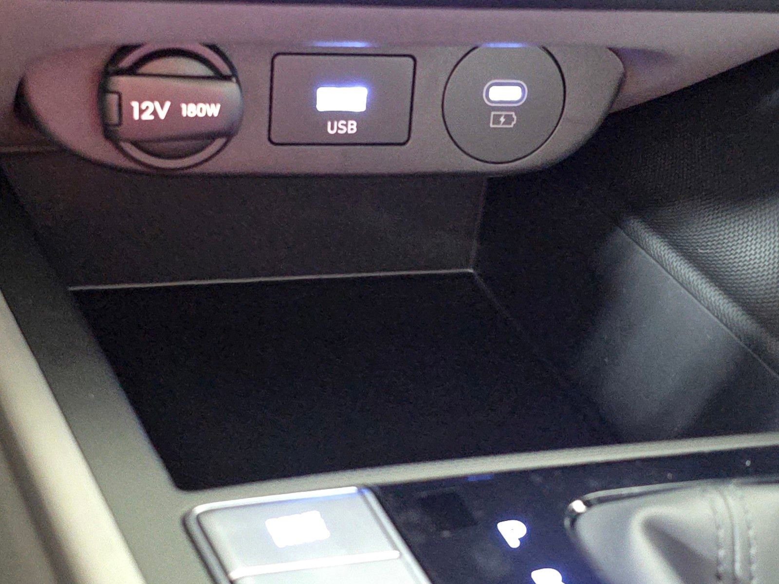 New 2026 Hyundai Elantra Blue FWD image 25