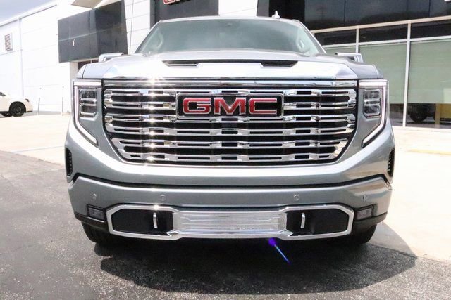 New 2025 GMC Sierra 1500 Denali w/ Denali Reserve Package image 2